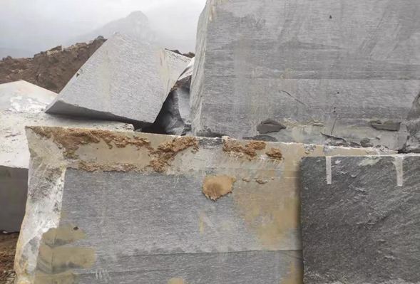 國產特色花崗巖夜里雪石材欣賞!