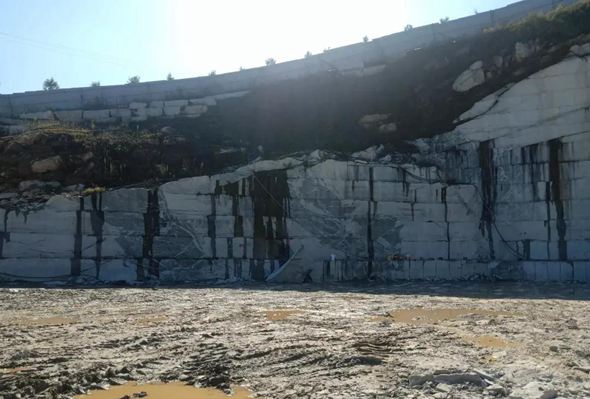 花崗巖泌陽花-河南省駐馬店市泌陽縣石材產區產品和礦山欣賞