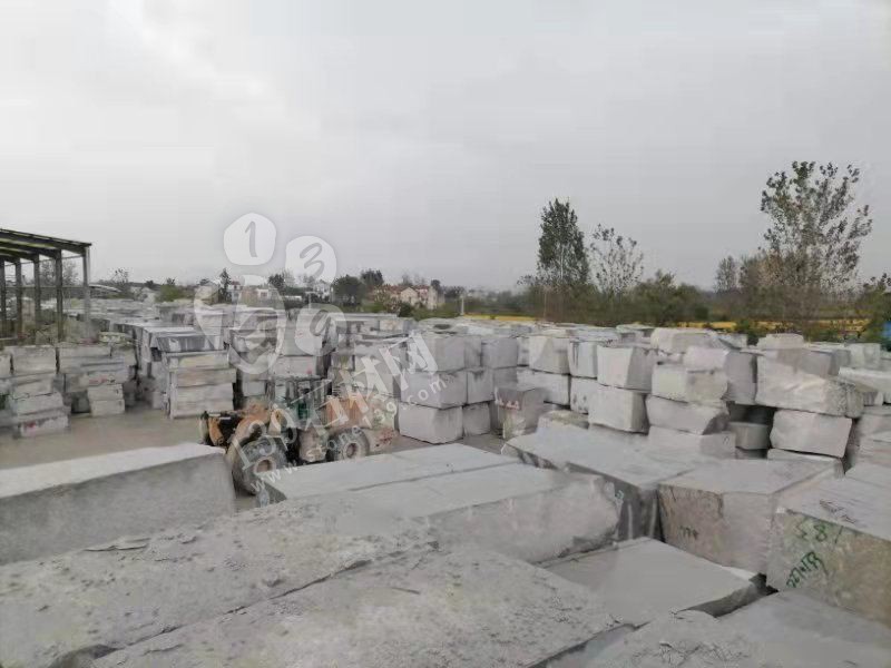 【麻城盛鑫石材】主營(yíng)湖北芝麻白603、芙蓉白602、外墻干掛、地鋪、路沿石等異形板材