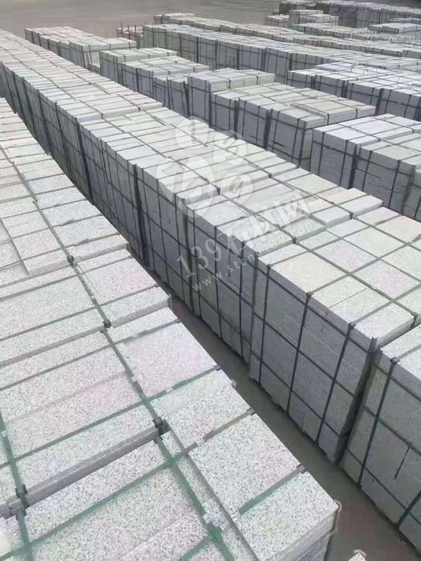 【麻城盛鑫石材】主營(yíng)湖北芝麻白603、芙蓉白602、外墻干掛、地鋪、路沿石等異形板材