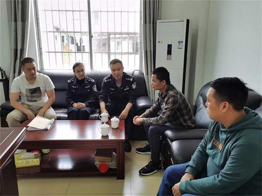 鐘山縣（廣西芝麻黑產地）警方成功偵破！擅自占用林地開采花崗巖石材案件