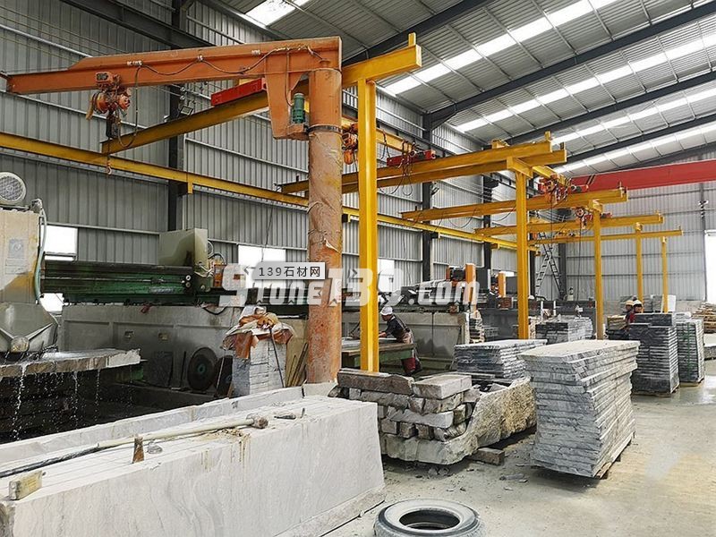 【羅田縣華宇石材】經(jīng)營湖北浪淘沙、芝麻灰、芝麻白花崗巖系列產(chǎn)品