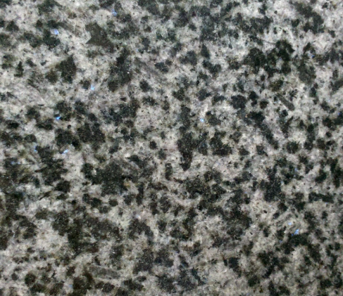 三款偏藍色的芝麻黑花崗巖介紹(老礦芝麻黑、小藍寶、藍水晶) 藍色的芝麻黑花崗巖