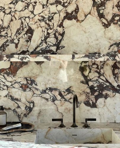 寶格麗大理石(卡拉卡塔紫)