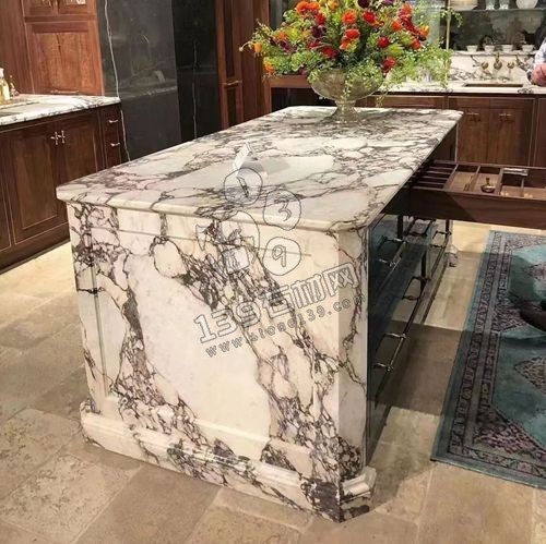 寶格麗大理石(卡拉卡塔紫)