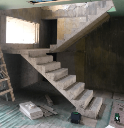 干貨:石材樓梯搭配玻璃護欄欄桿的幾種做法 石材樓梯搭配玻璃護欄欄桿