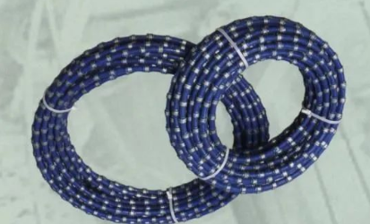 干貨分享給家里有礦的石材小伙伴:石材礦山開(kāi)采工藝與設(shè)備解析 石材礦山開(kāi)采工藝與設(shè)備解析